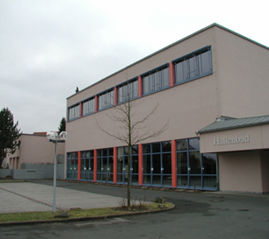 Grund- & Hauptschule / Schwimmbad Bischberg